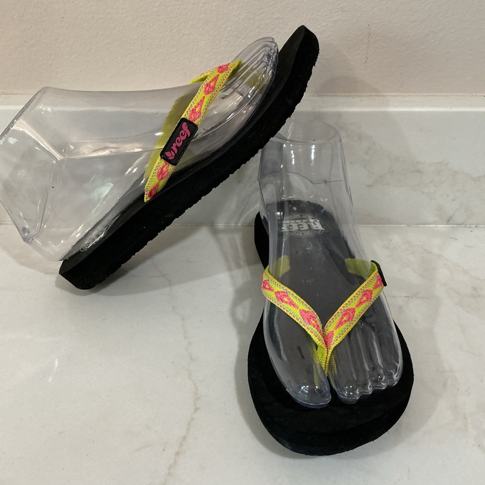 Reef Ginger Women's Sz 6 Pink Yellow Surf Sandals Brazil Thong Flip Flops
